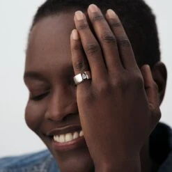 Unique Bijoux Magasin -Unique Bijoux Magasin 02220501 136 52 M1