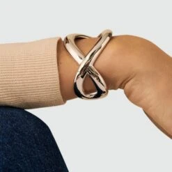 Manchette ICONIQUE -Unique Bijoux Magasin 02420691 050 TU M2